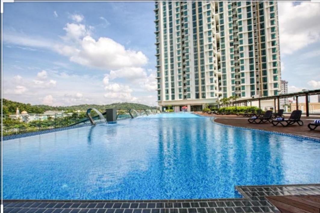 Shaftsbury Putrajaya At Alamanda Mall Lejlighed Eksteriør billede