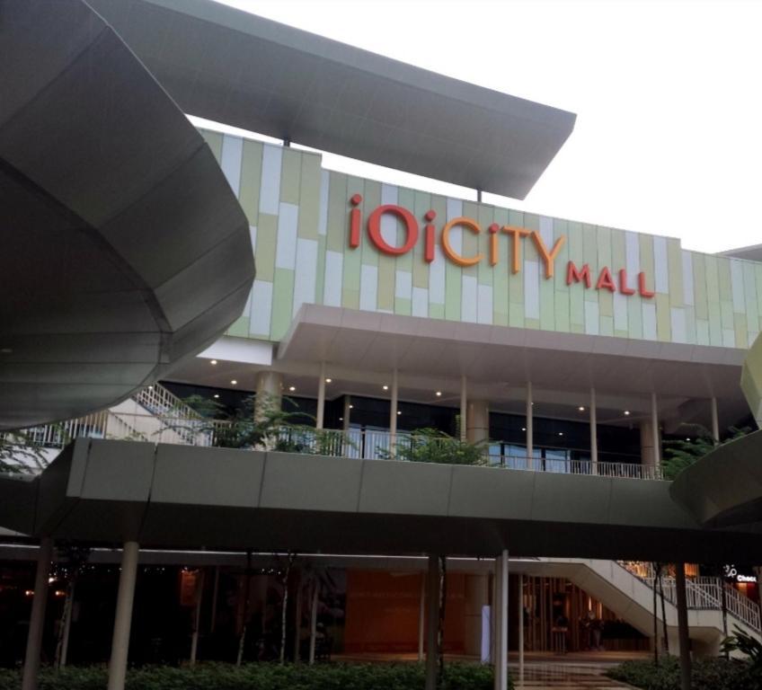 Shaftsbury Putrajaya At Alamanda Mall Lejlighed Eksteriør billede